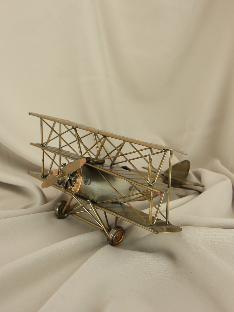 ������ �������� Fokker Dr. I � �������, ����� ����������� ����������� �������� Fokker. 1917�. 21*21*11 ��