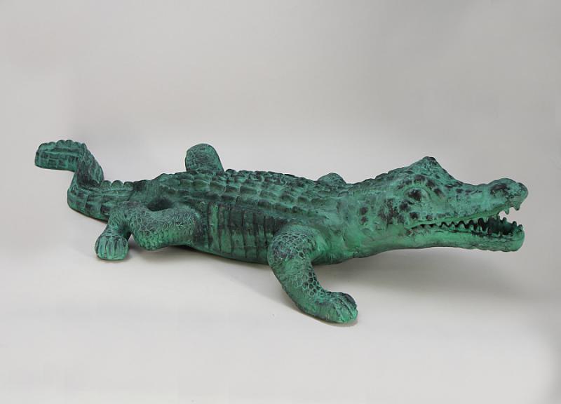 Садовая статуэтка "Крокодил" 90*30.5*8 см.